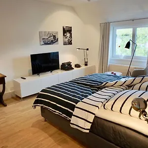 Schönfelder , Düsseldorf Deutschland