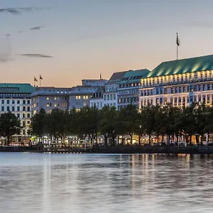 Fairmont Vier Jahreszeiten 5*, Hamburg Germany