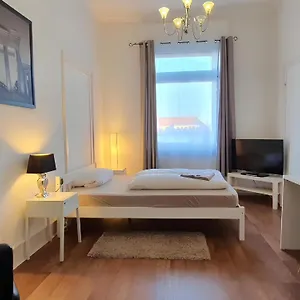 Colodging - Private Rooms&kitchen , Mannheim Deutschland